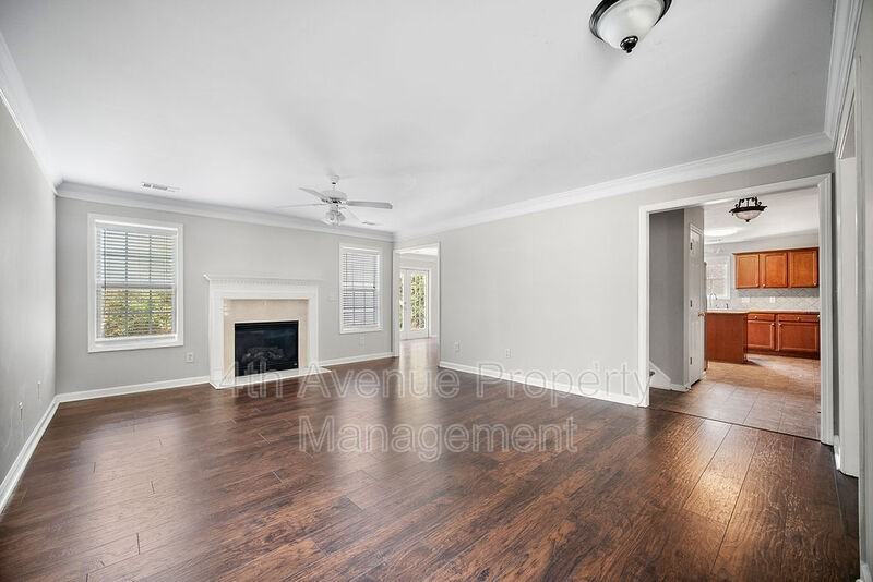 6033 Riverwood Dr - Photo 7 of 27