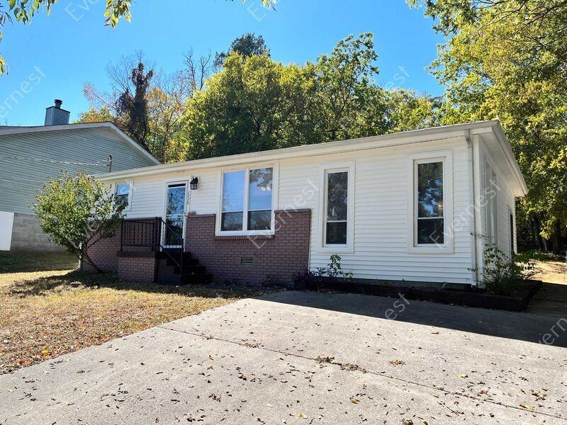 1530 Ocoee Trl - Photo 3 of 22