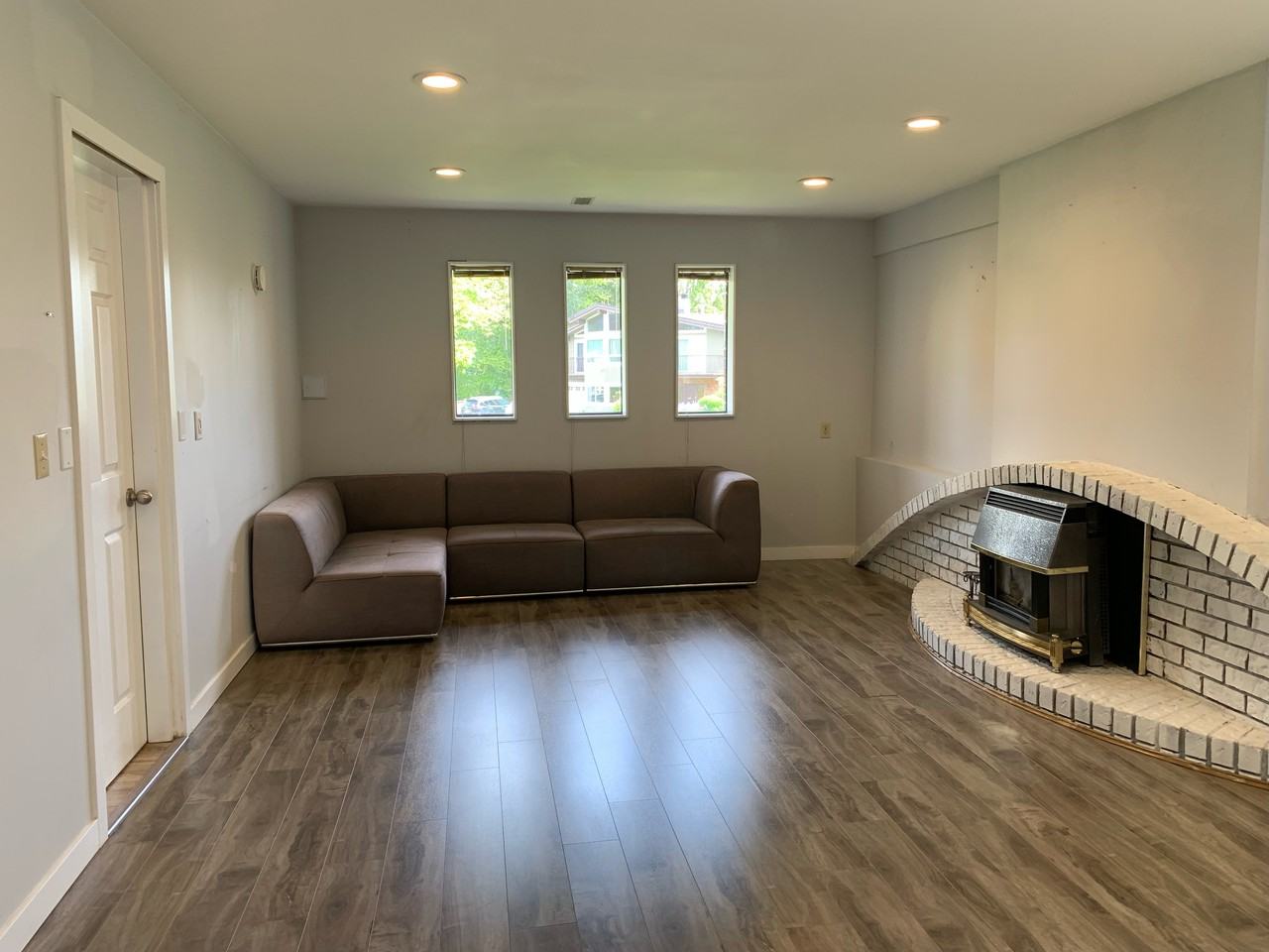 1951 Penny Place - Photo 2 of 7