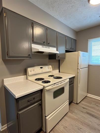 2301 S 14 - Photo 2 of 7