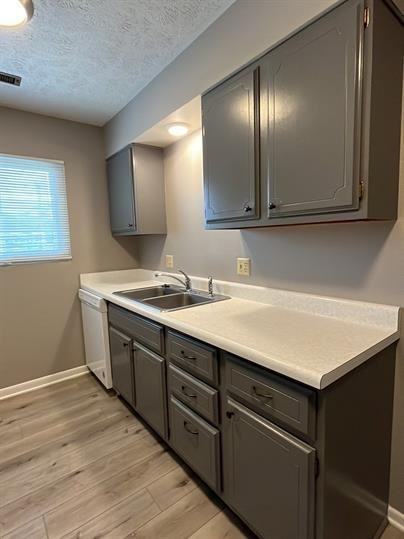 2301 S 14 - Photo 3 of 7