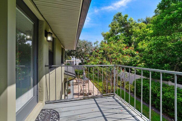 500 N Pennsylvania Ave #F - Photo 3 of 6