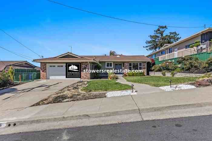 906 Hawthorne Dr - Photo 2 of 29