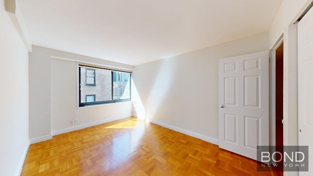 330 West 45th Street #7L