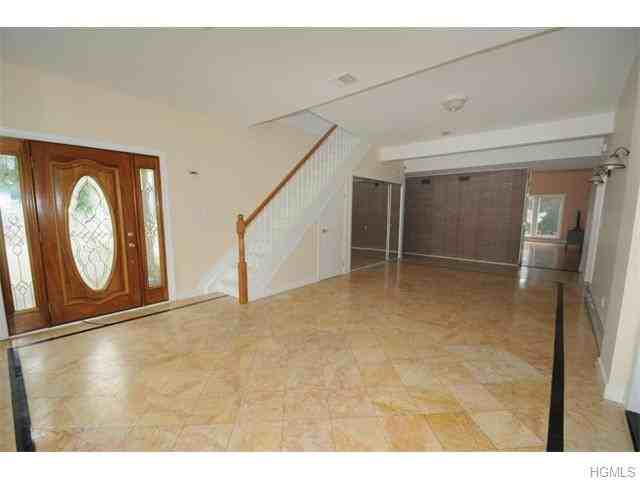 201 Red Hill Rd - Photo 3 of 18