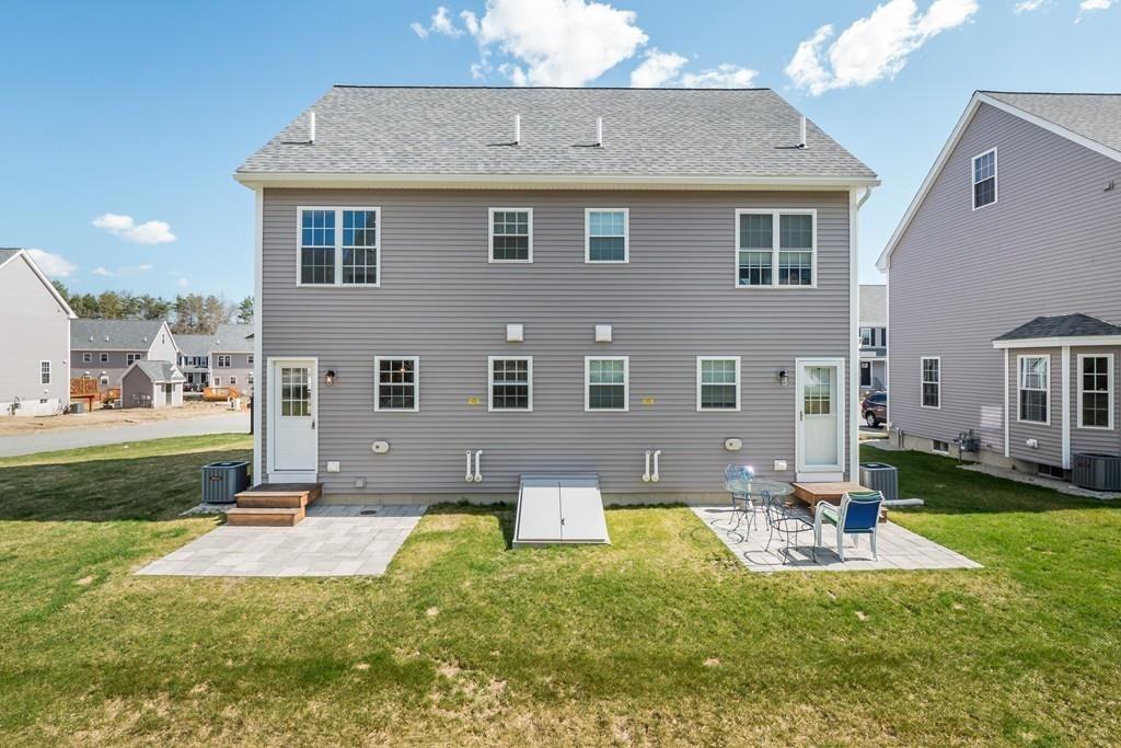 60 Pumpkin Cir #60 - Photo 2 of 9