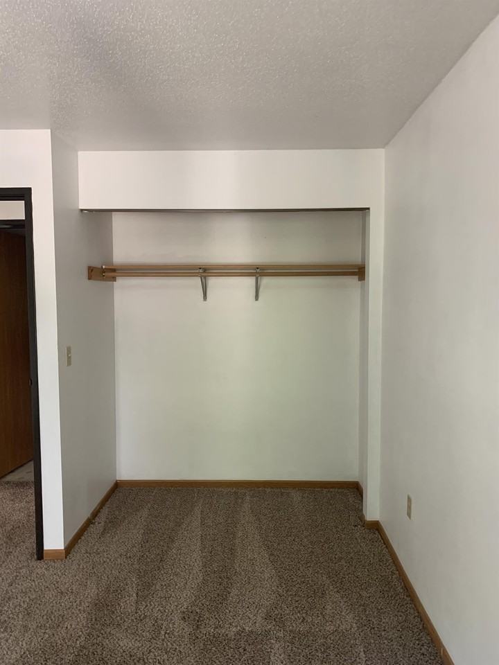 1120 Pine St #1120 - Photo 7 of 9