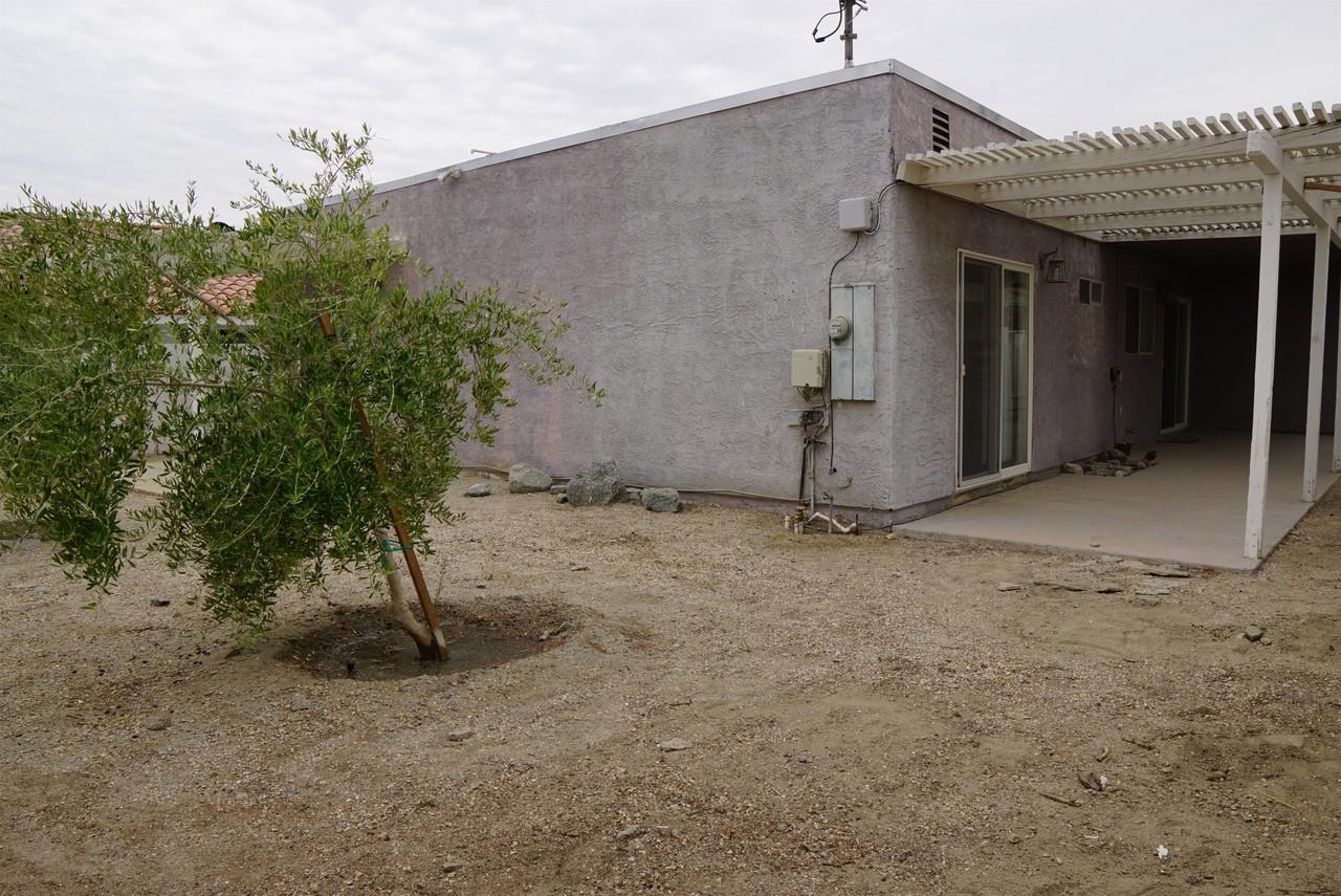 54865 Avenida Vallejo #1 - Photo 2 of 26