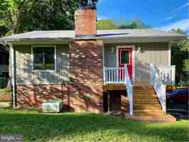 featured image of 10600 Redbird Ln #C