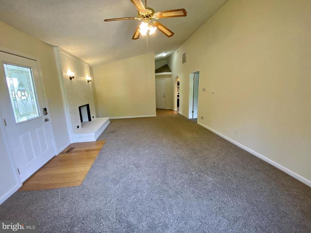 10600 Redbird Ln #C - Photo 3 of 16