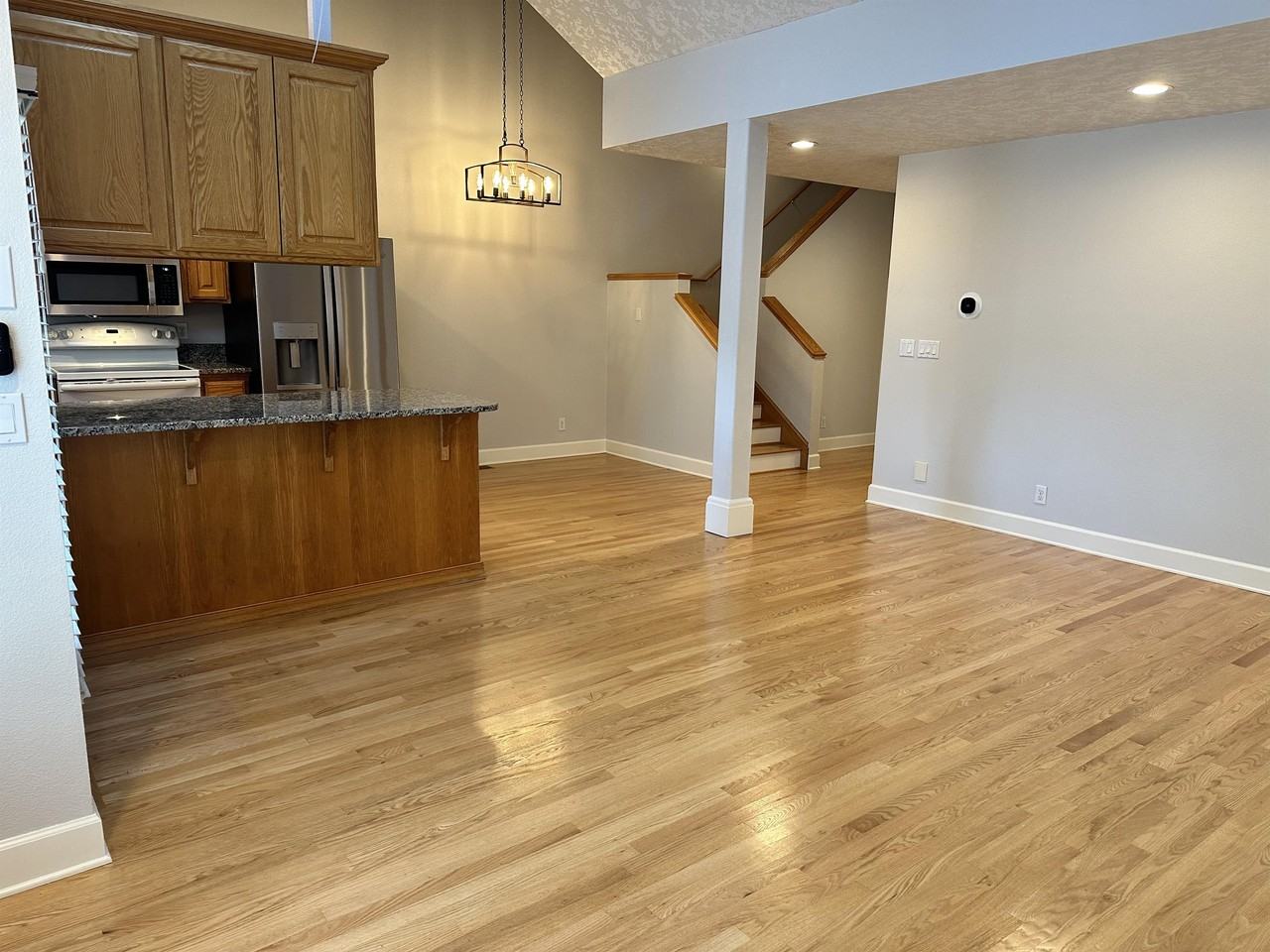 330 E College St #1 - Photo 6 of 50