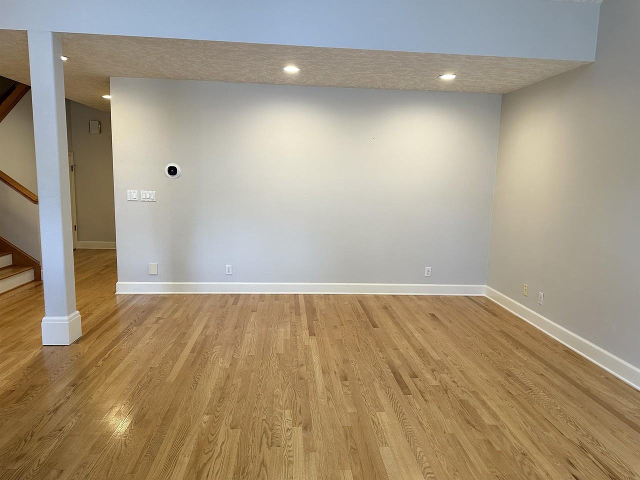 330 E College St #1 - Photo 7 of 50