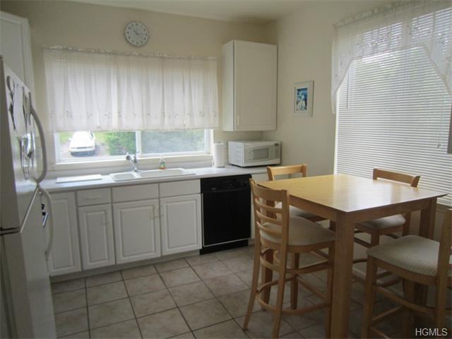 214 Arlington Ct - Photo 2 of 19