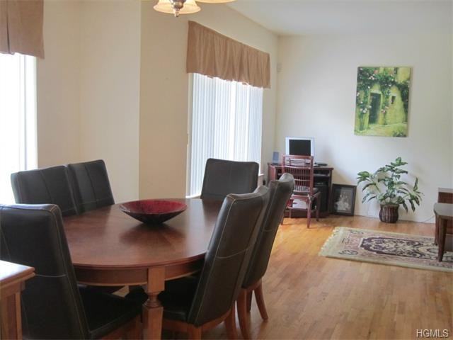 214 Arlington Ct - Photo 3 of 19