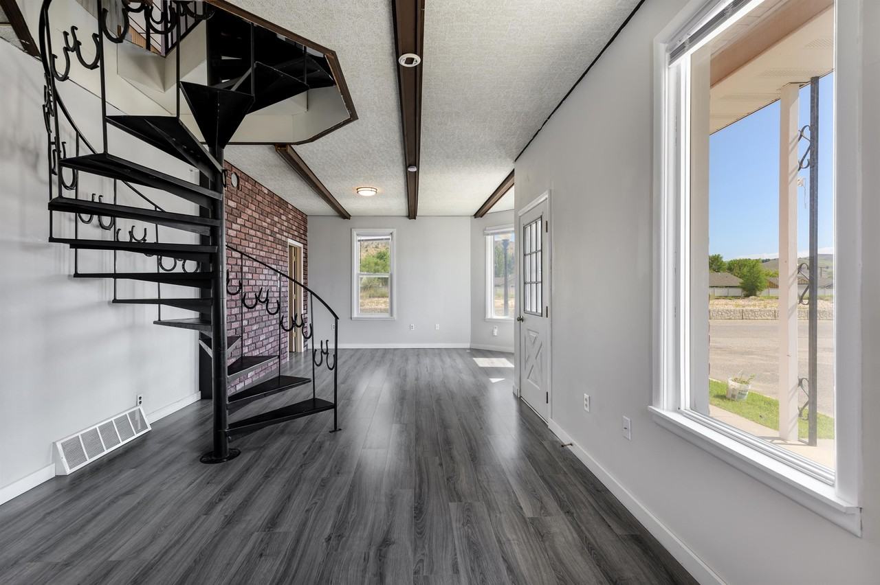 2 Cherry St #1 - Photo 5 of 5