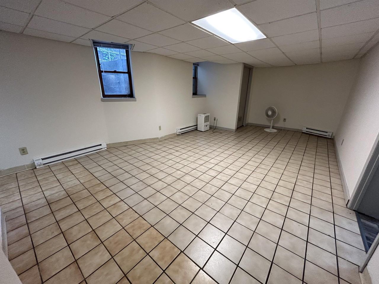 115 E Gorham St #4 - Photo 6 of 28