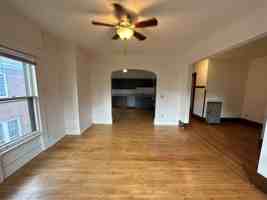 featured image of 315 N Pinckney St #3