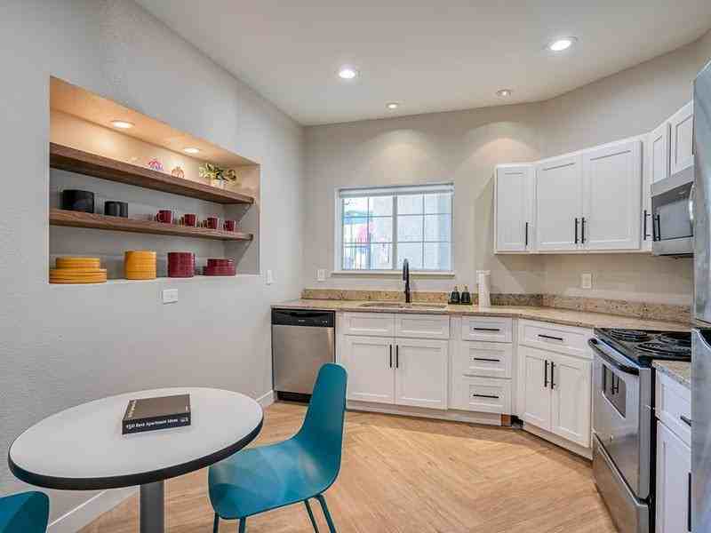 3305 Calle Cuervo Nw - Photo 7 of 50