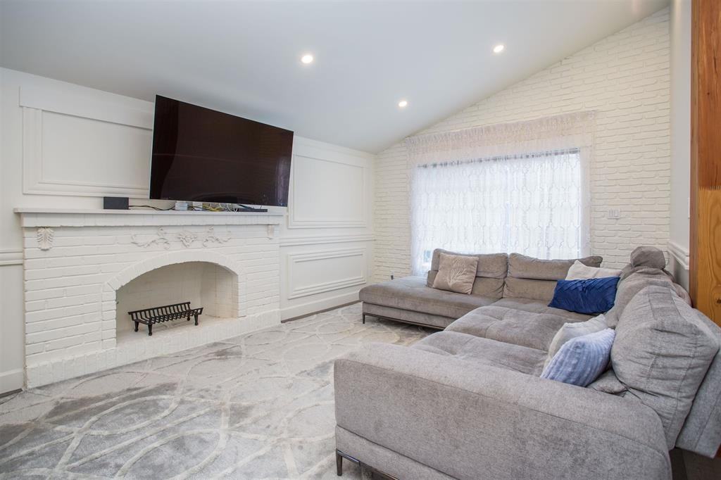 6252 6th Street #1st Floor - Photo 3 of 15