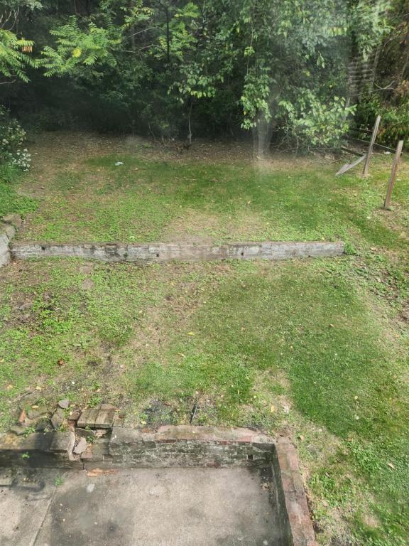 3202 Stafford St - Photo 3 of 10