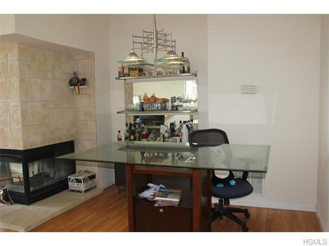 88 Corbin Hill Rd - Photo 3 of 21