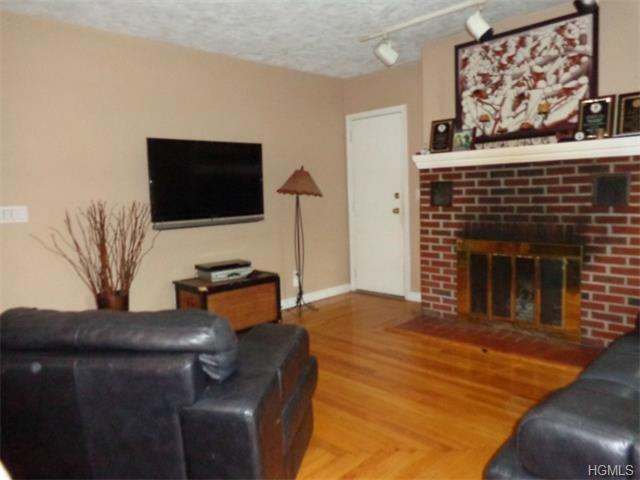 426 Ehrhardt Rd - Photo 2 of 2