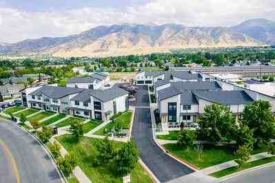 220 N Spring Creek Pkwy #10