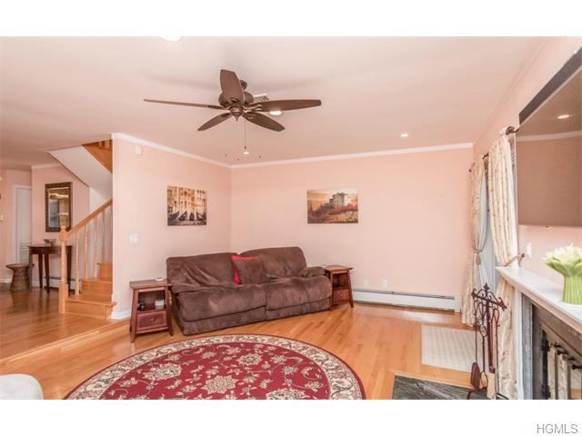 297 S Broadway - Photo 3 of 21