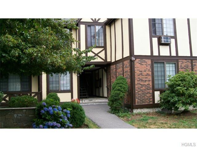 56 Foxwood Dr - Photo 3 of 25