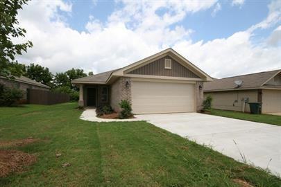 333 Mertle Dr Ne - Photo 3 of 25