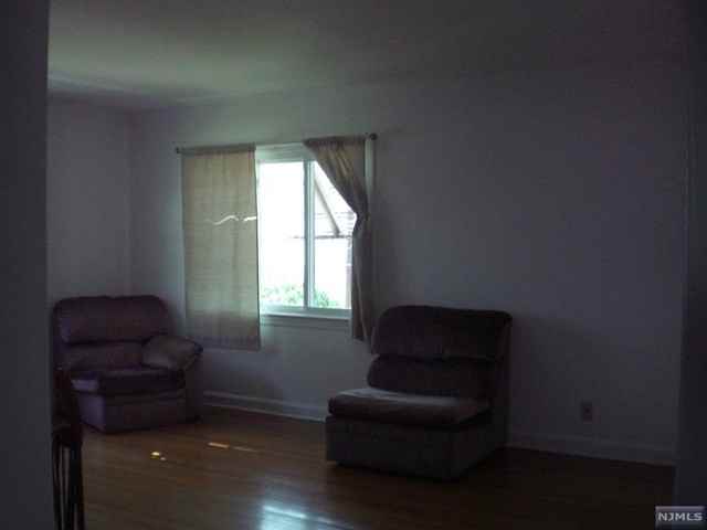 71 4th St - Photo 3 of 25