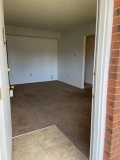 5331 S Delaware St - Photo 2 of 42