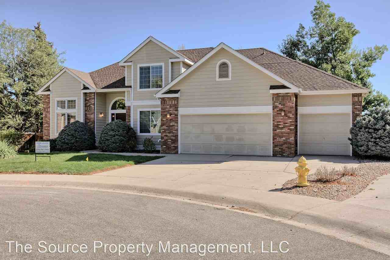 2500 Fox Run Ct - Photo 2 of 47