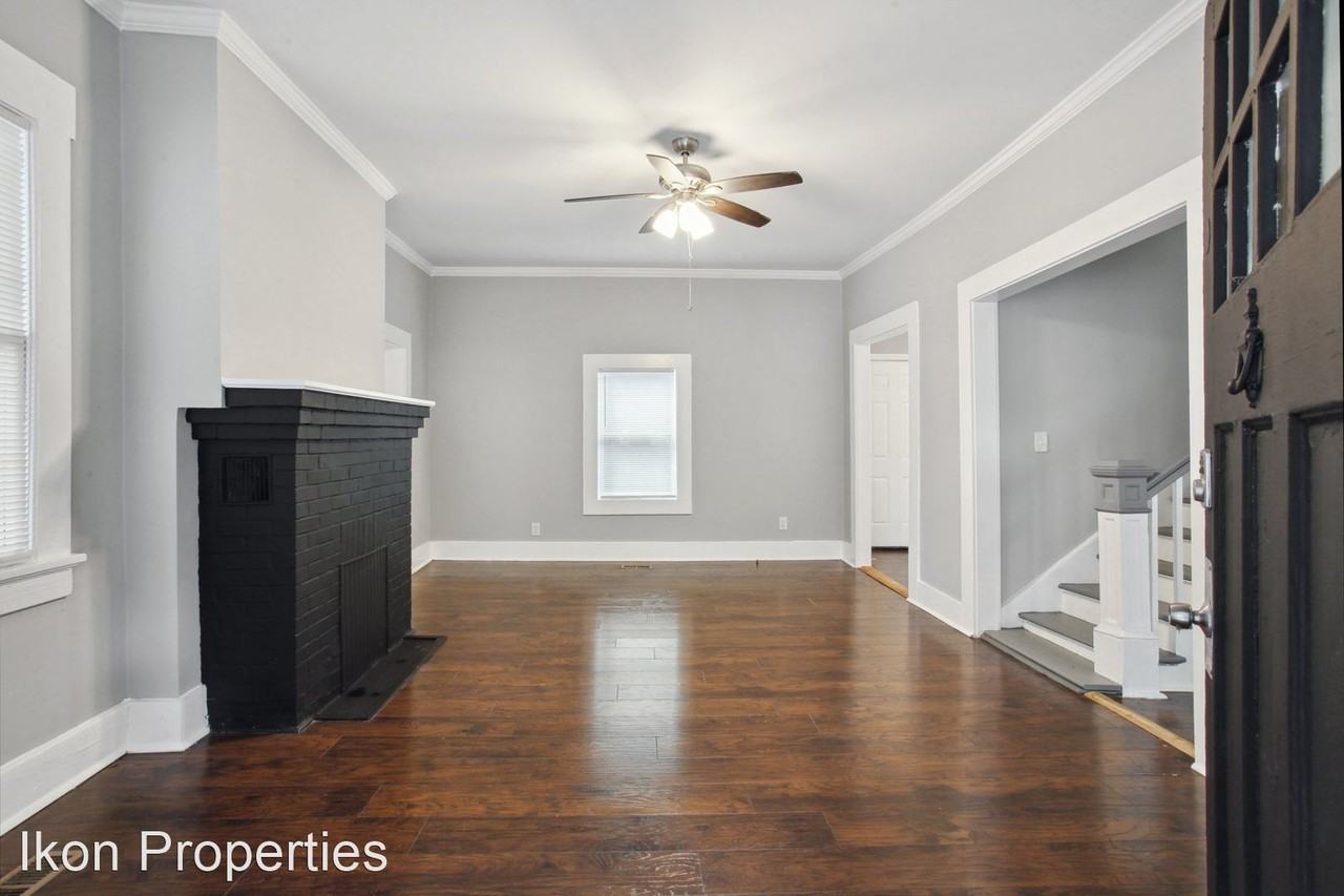 645 E 37th St - Photo 2 of 19