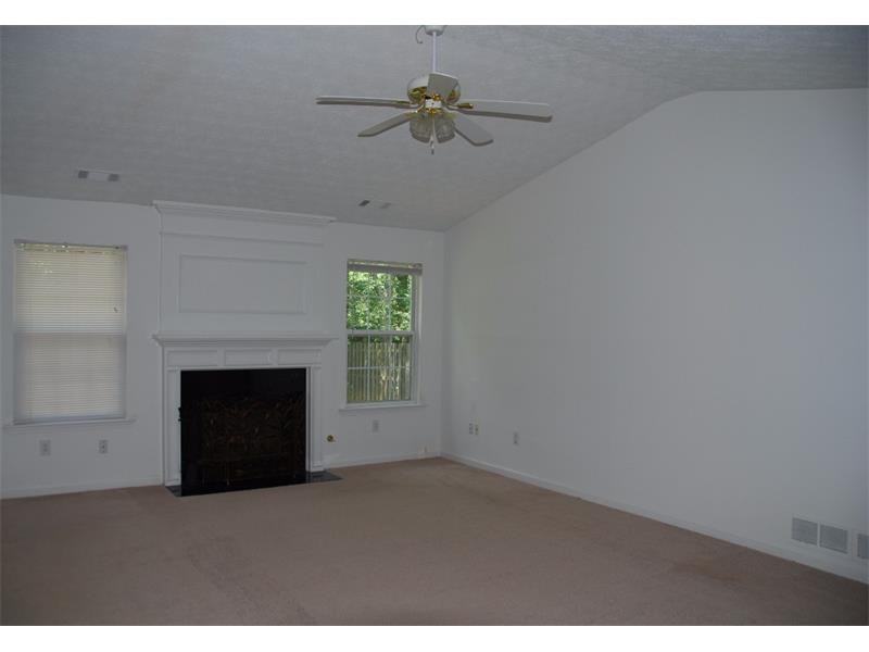 1525 Pinebreeze Dr - Photo 2 of 13