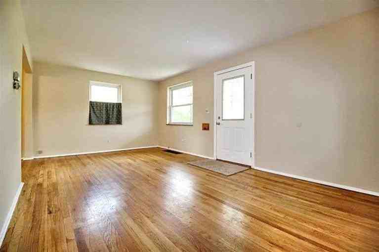 1143 Joetta Dr - Photo 2 of 8