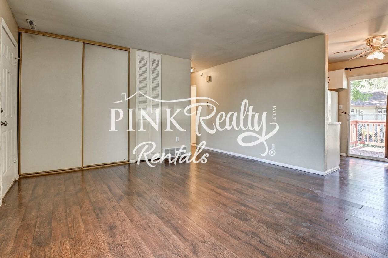 4283 Deerfield Hills Rd - Photo 4 of 20