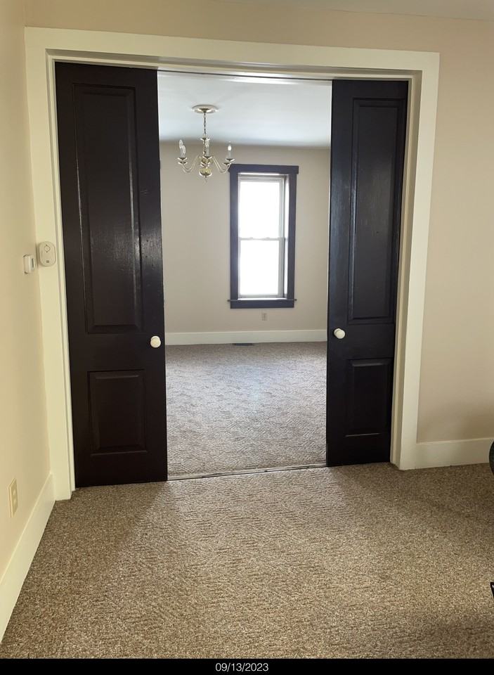 425 Chestnut St #NA - Photo 3 of 11