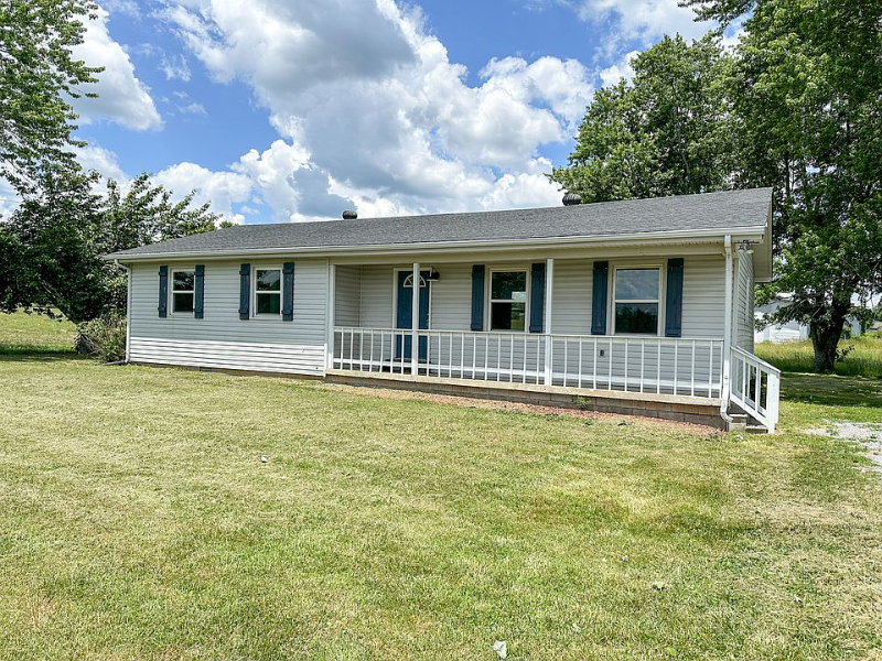 5513 Patterson Road - Photo 2 of 11