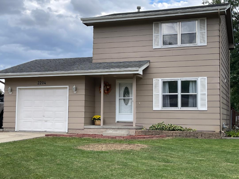 2204 Avery Ave - Photo 2 of 17