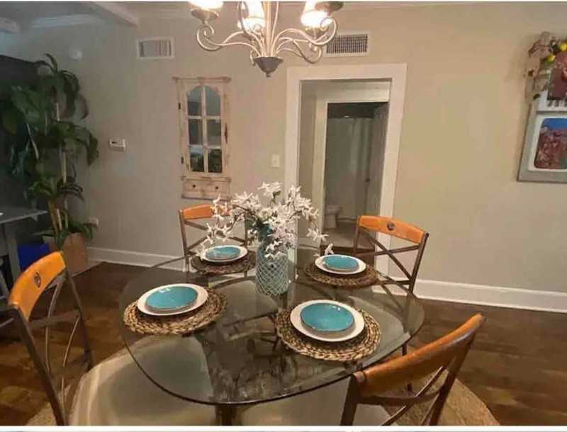 404 N Landry Dr - Photo 2 of 15