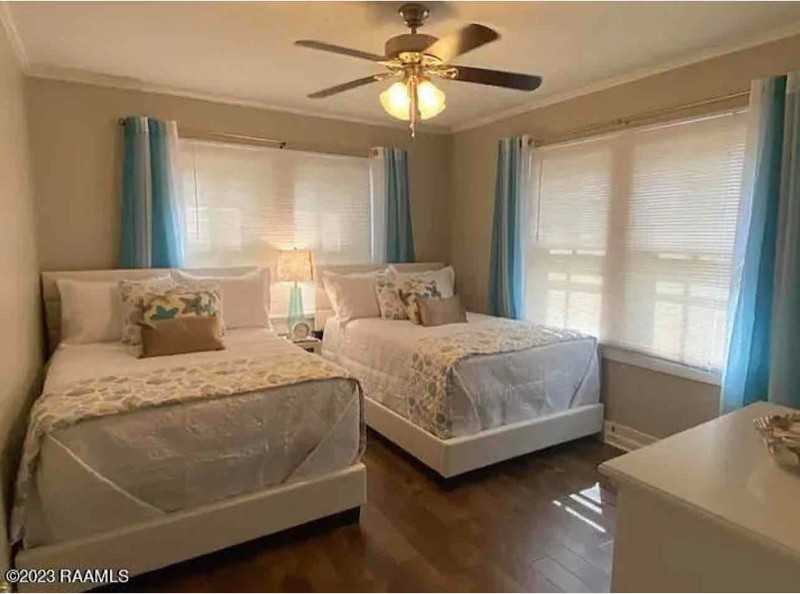 404 N Landry Dr - Photo 7 of 15