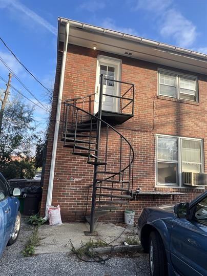 Jackson St E 156 - Photo 2 of 10