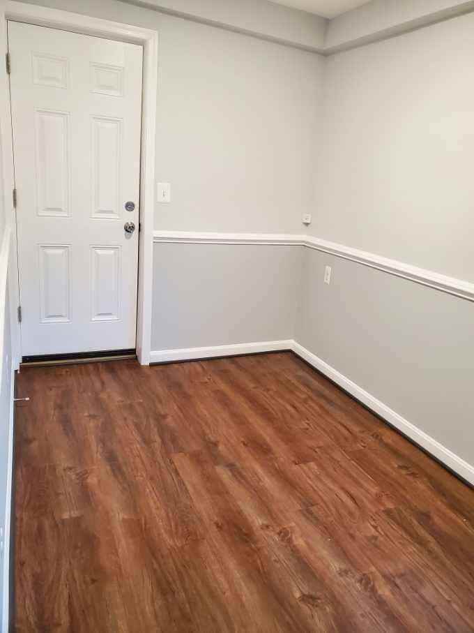 3247 Magnolia Avenue - G Available $950 - Photo 2 of 12