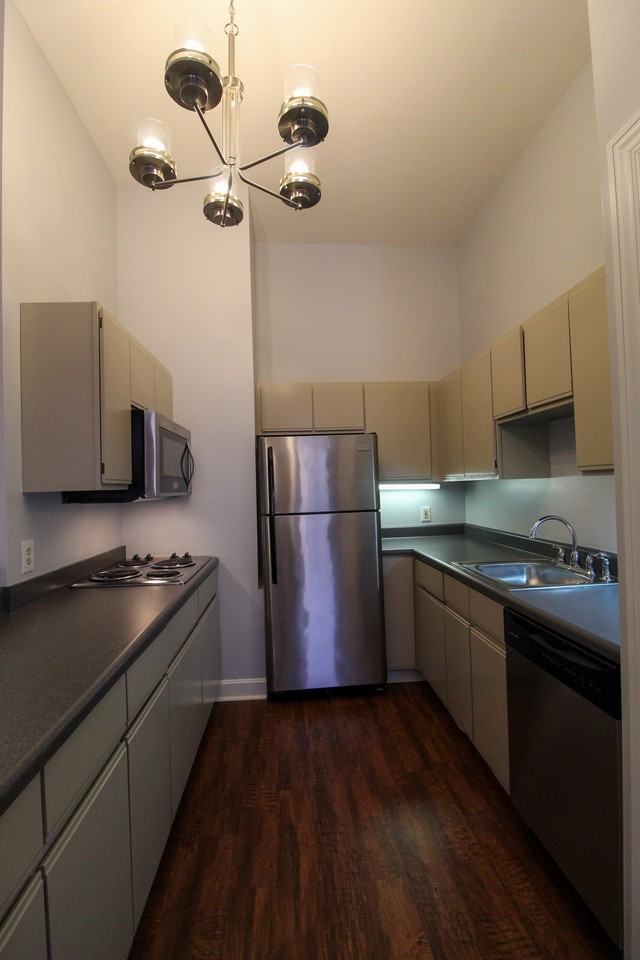 432 Hopkins Street-3 #3 - Photo 2 of 29