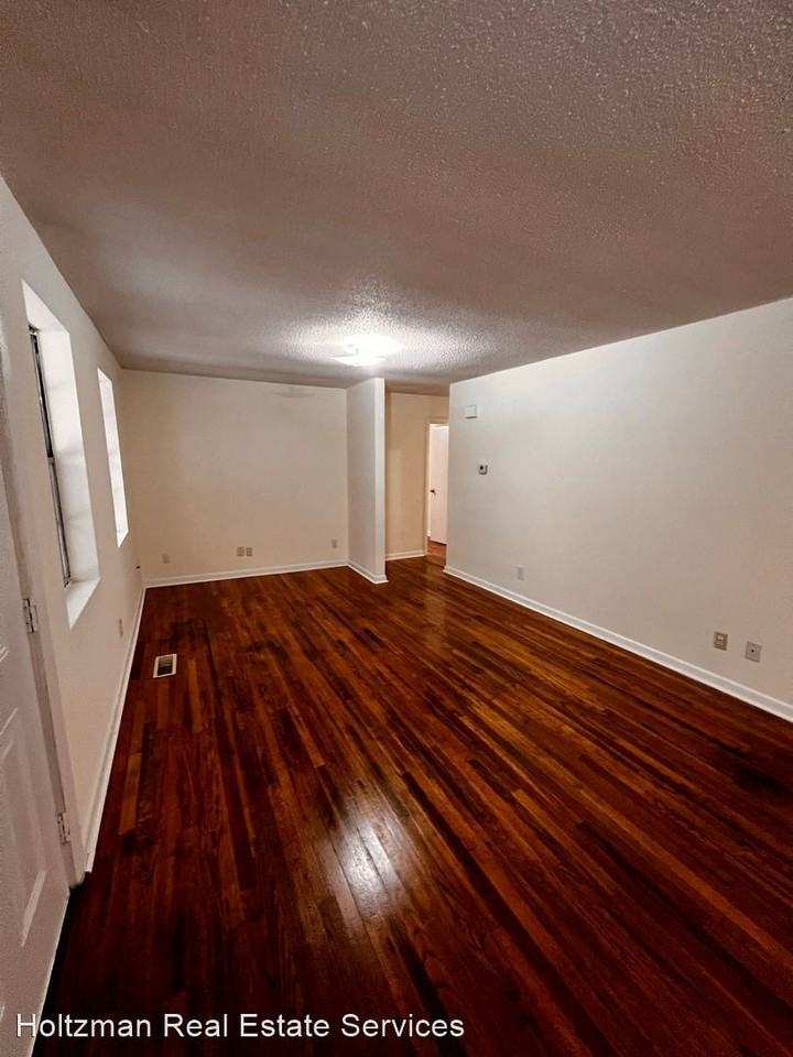 103 Bessie Bryant Rd - Photo 2 of 13