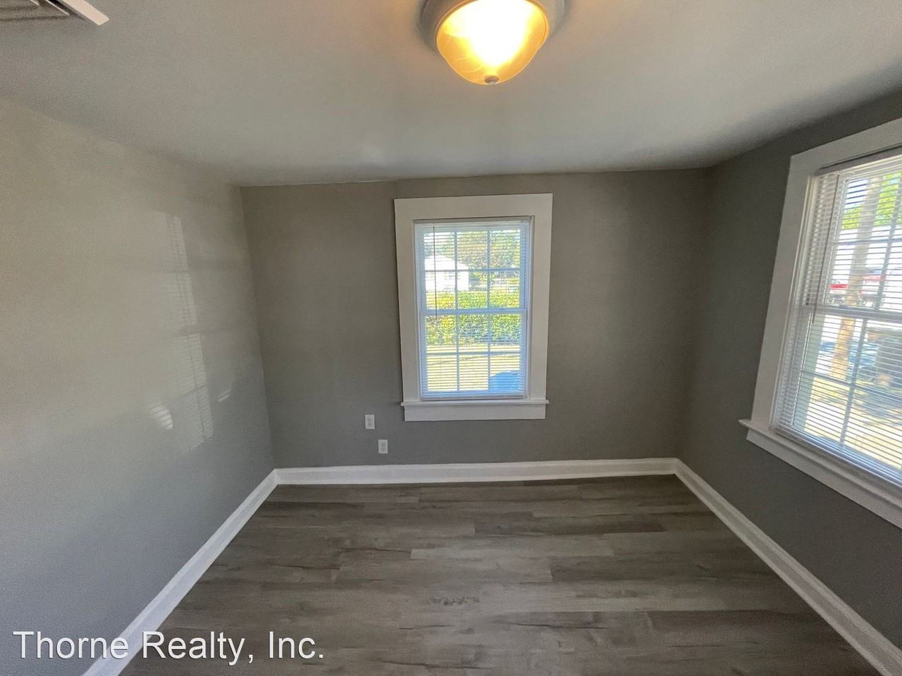 1302 Cherry St - Photo 3 of 12