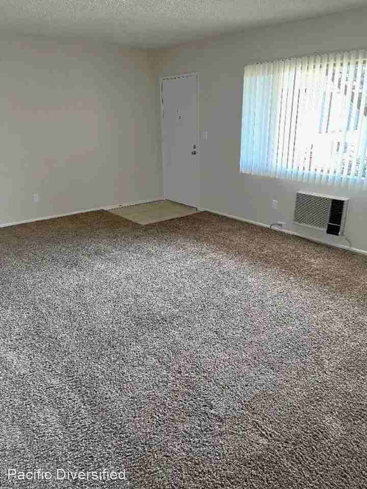 630 & 638 Silverwood - Photo 2 of 11