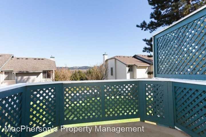 2132 Nw Pacific Yew Pl - Photo 3 of 12