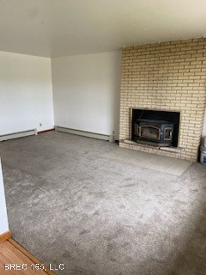 6901 104th St - Photo 2 of 15